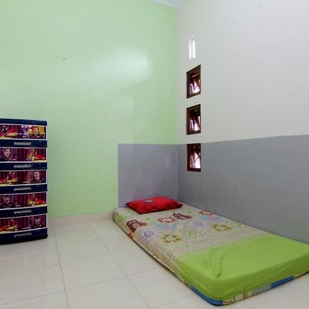 กรียา อาร์ดาฟา Hostel Kejayan ภายนอก รูปภาพ