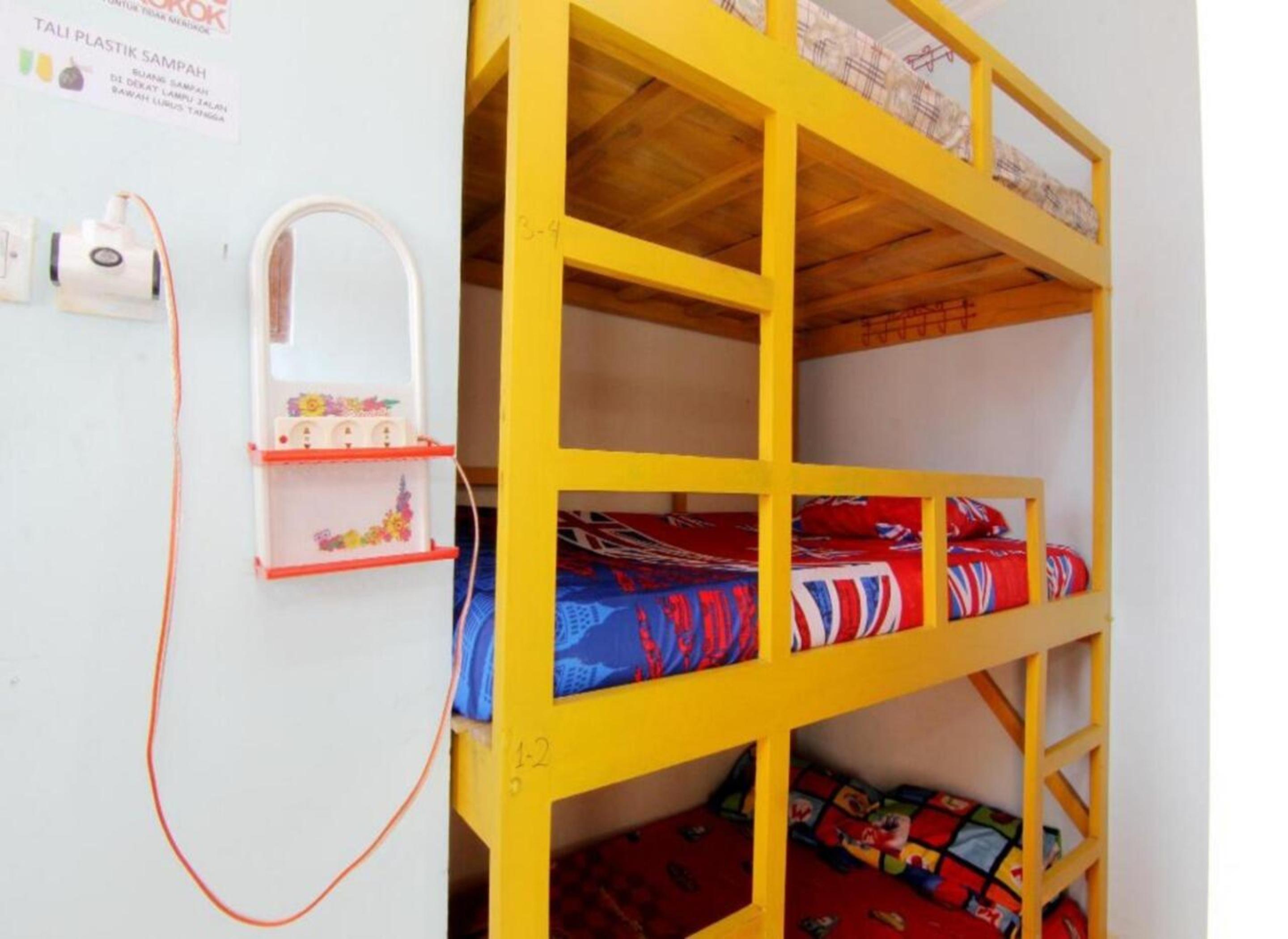 กรียา อาร์ดาฟา Hostel Kejayan ภายนอก รูปภาพ