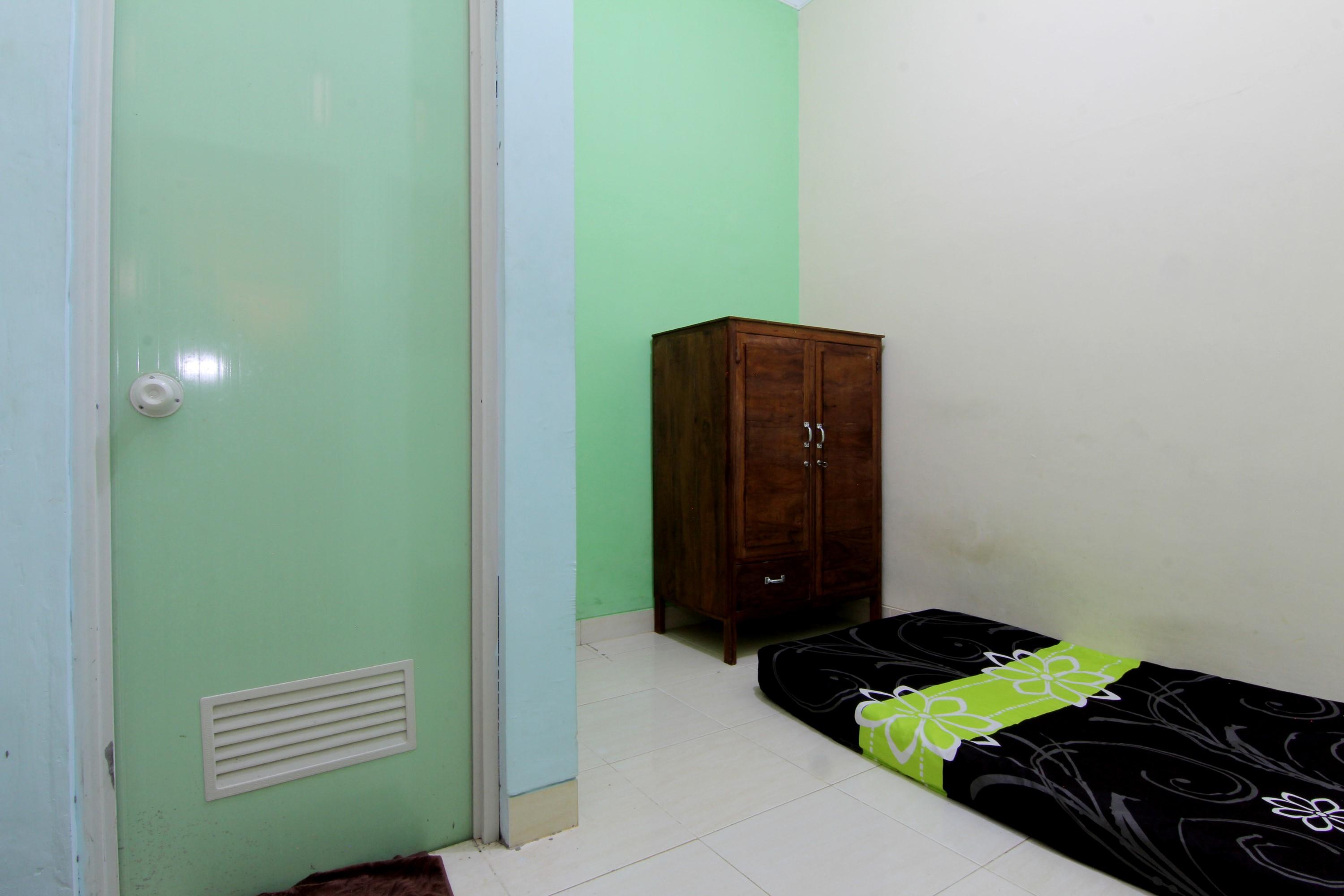กรียา อาร์ดาฟา Hostel Kejayan ภายนอก รูปภาพ