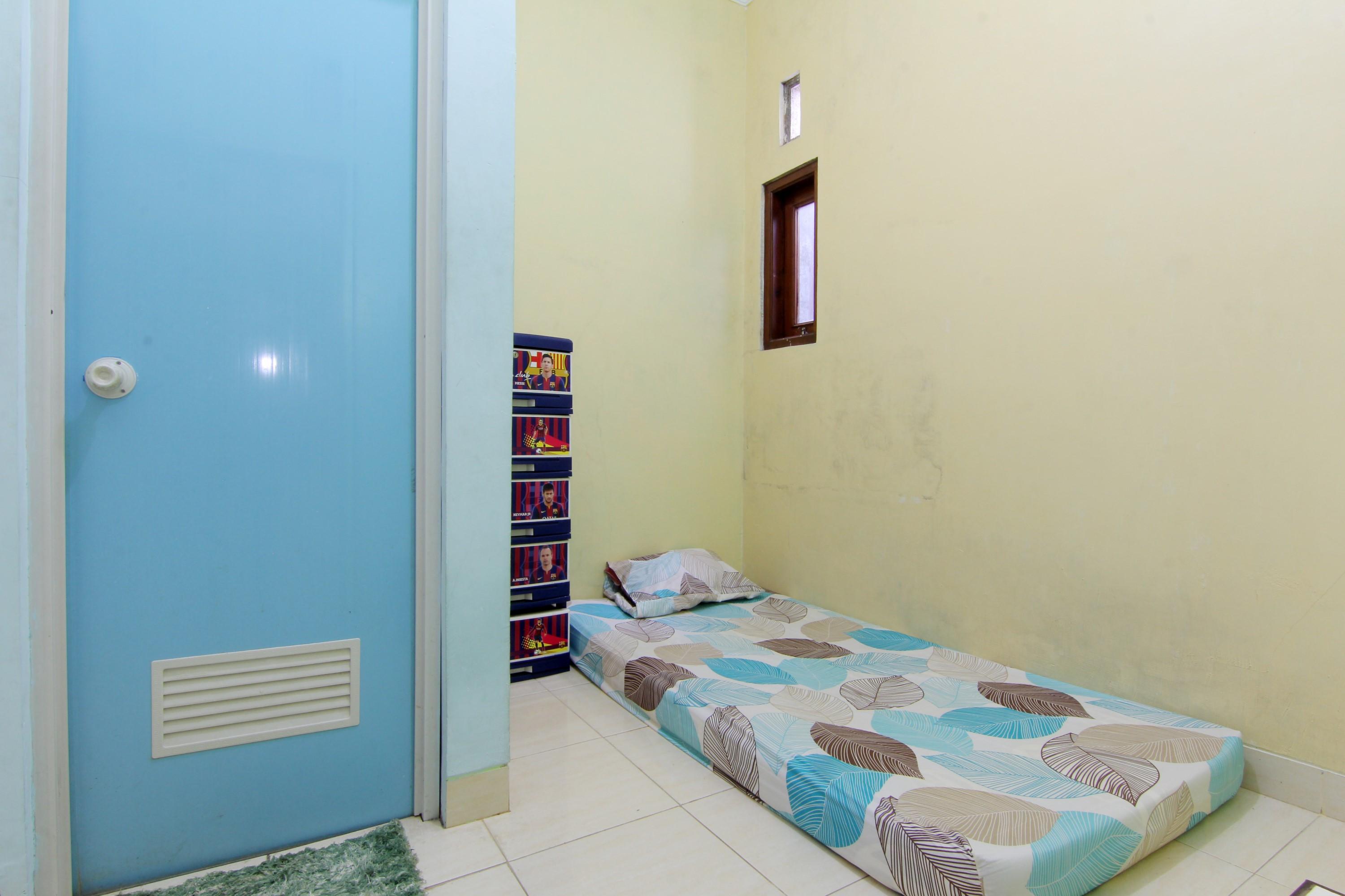 กรียา อาร์ดาฟา Hostel Kejayan ภายนอก รูปภาพ