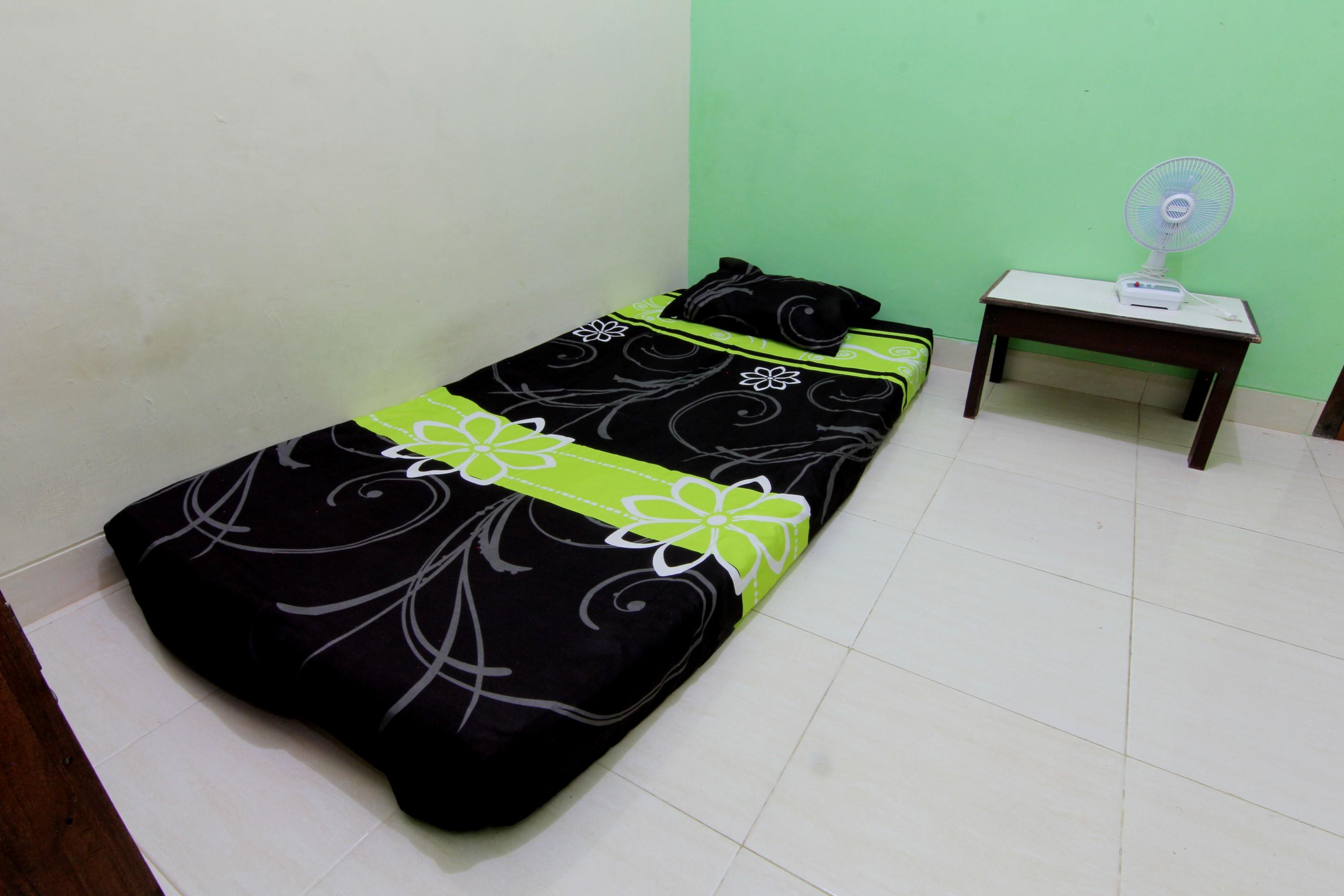 กรียา อาร์ดาฟา Hostel Kejayan ภายนอก รูปภาพ