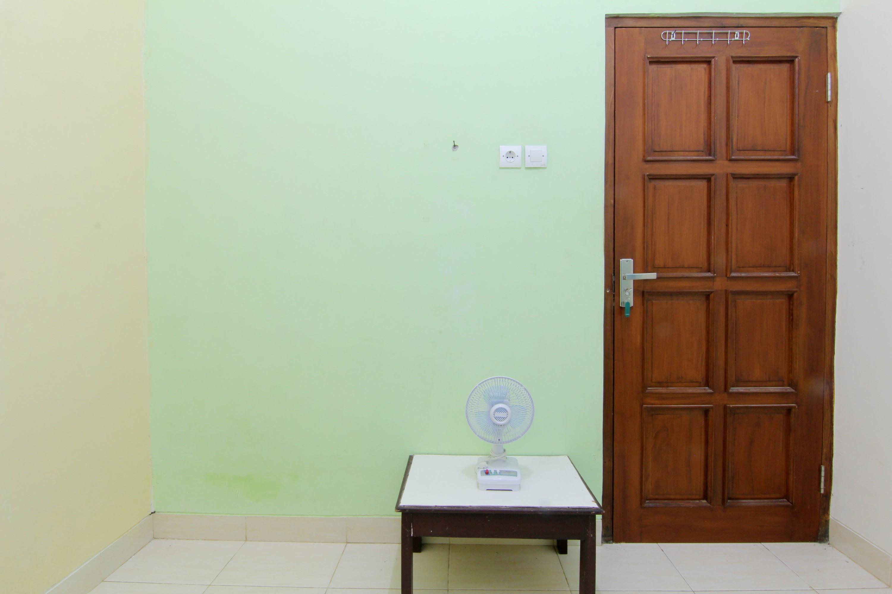 กรียา อาร์ดาฟา Hostel Kejayan ภายนอก รูปภาพ